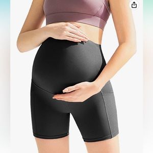 Maternity bike shorts